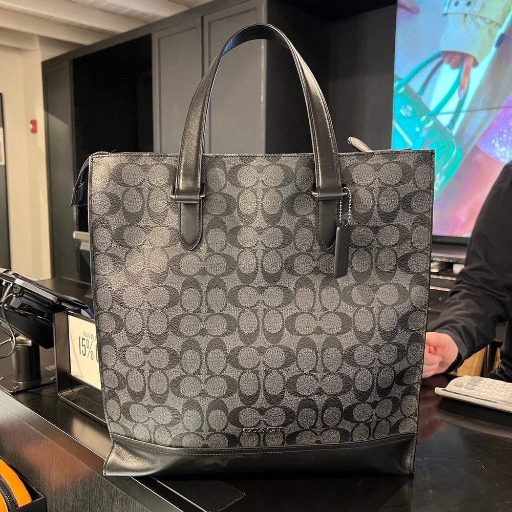 NWT！COACH GRAHAM STRUCTURED TOTE IN SIGNATURE CANVAS（COACH C3232）FATHER DAY GIFT